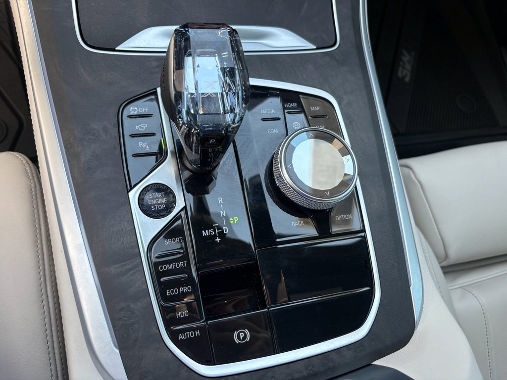 Used 2022 BMW X5 xDrive40i w/ Executive Package image 18