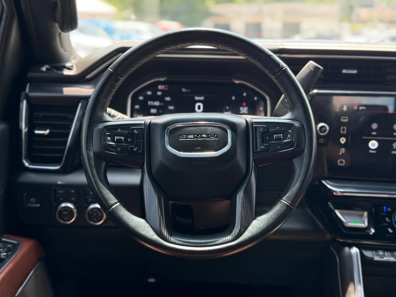 Used 2024 GMC Sierra 3500 Denali Ultimate AWD/4WD image 16