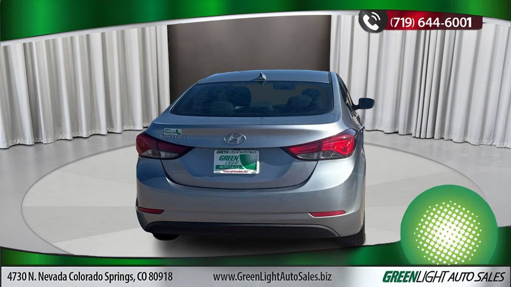 Used 2016 Hyundai Elantra SE w/ Option Group 02 FWD image 4