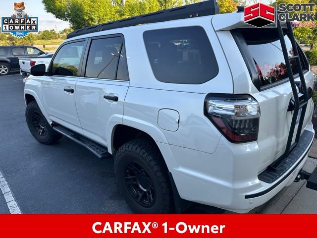 Used 2015 Toyota 4Runner Limited AWD/4WD image 2