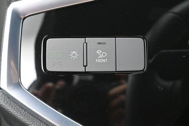 Used 2025 Audi Q3 2.0T Premium AWD/4WD image 16