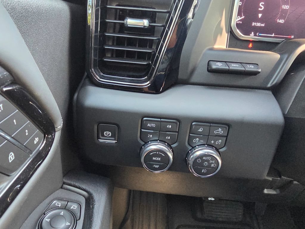 Used 2026 GMC Sierra 2500 AT4X AWD/4WD image 35