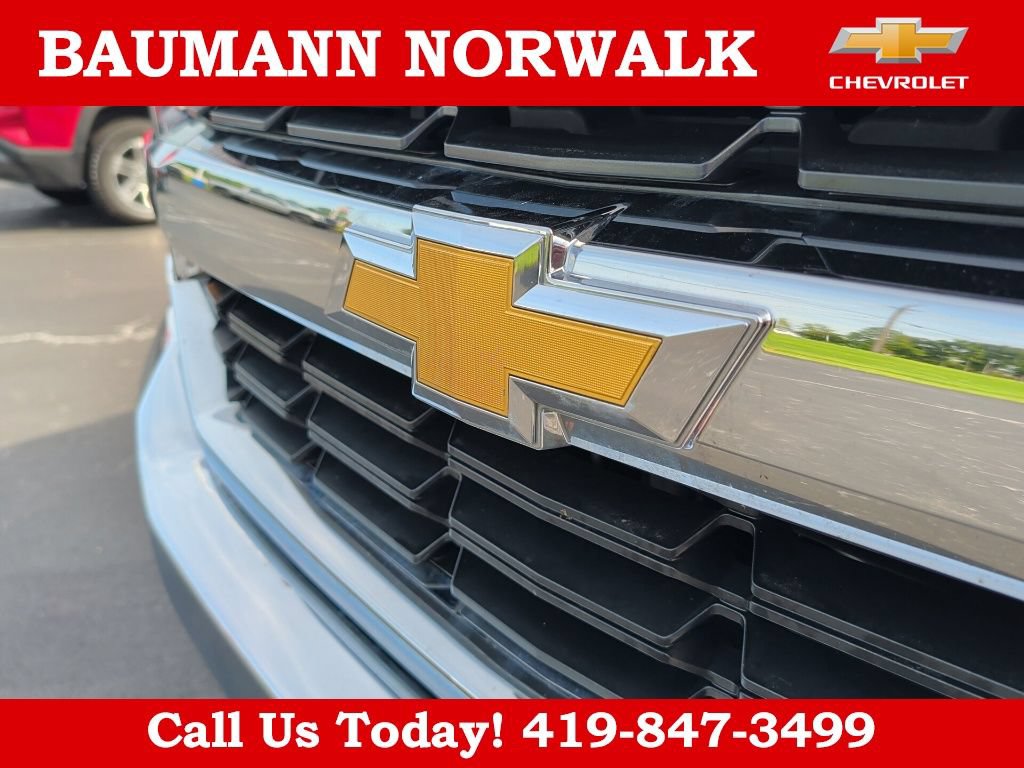 Used 2018 Chevrolet Silverado 1500 LT w/ All Star Edition AWD/4WD image 9