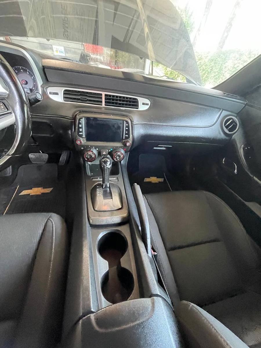 Used 2014 Chevrolet Camaro LT RWD image 12