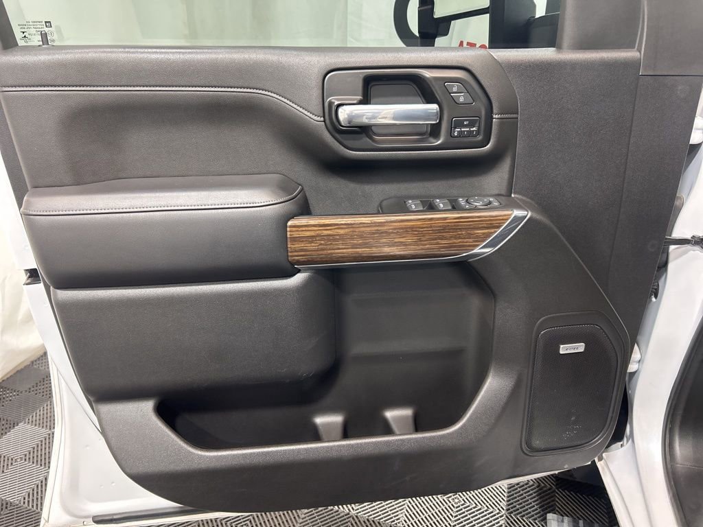 Used 2022 Chevrolet Silverado 2500 High Country w/ Safety Package II image 25