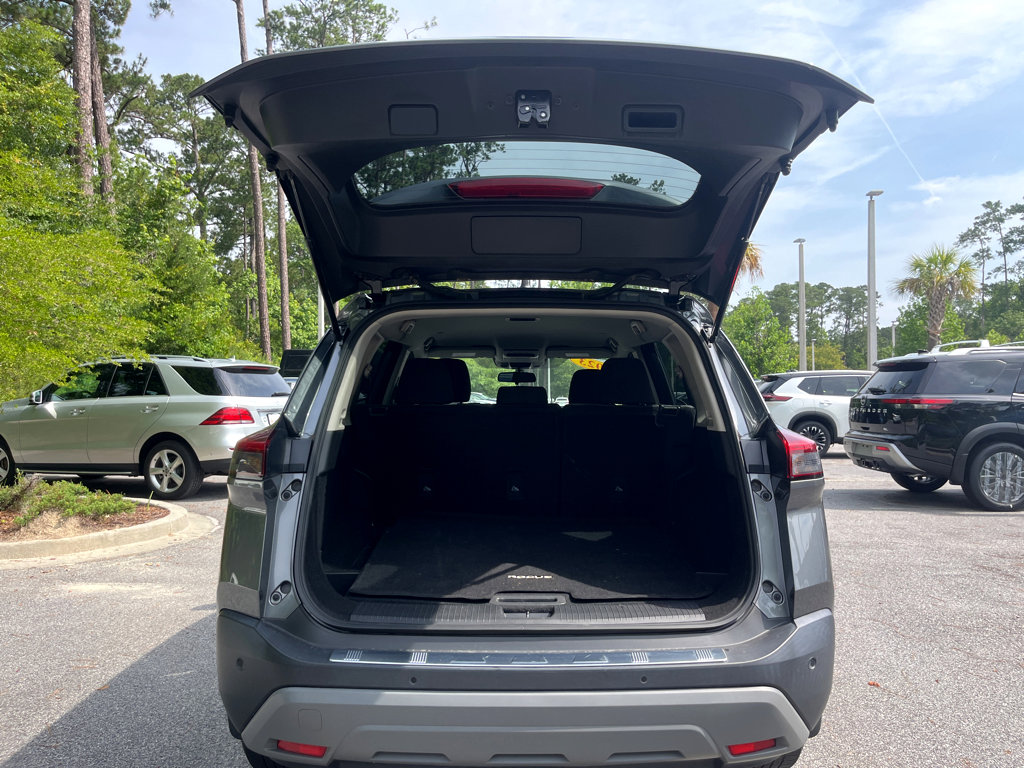 Used 2023 Nissan Rogue SV image 21