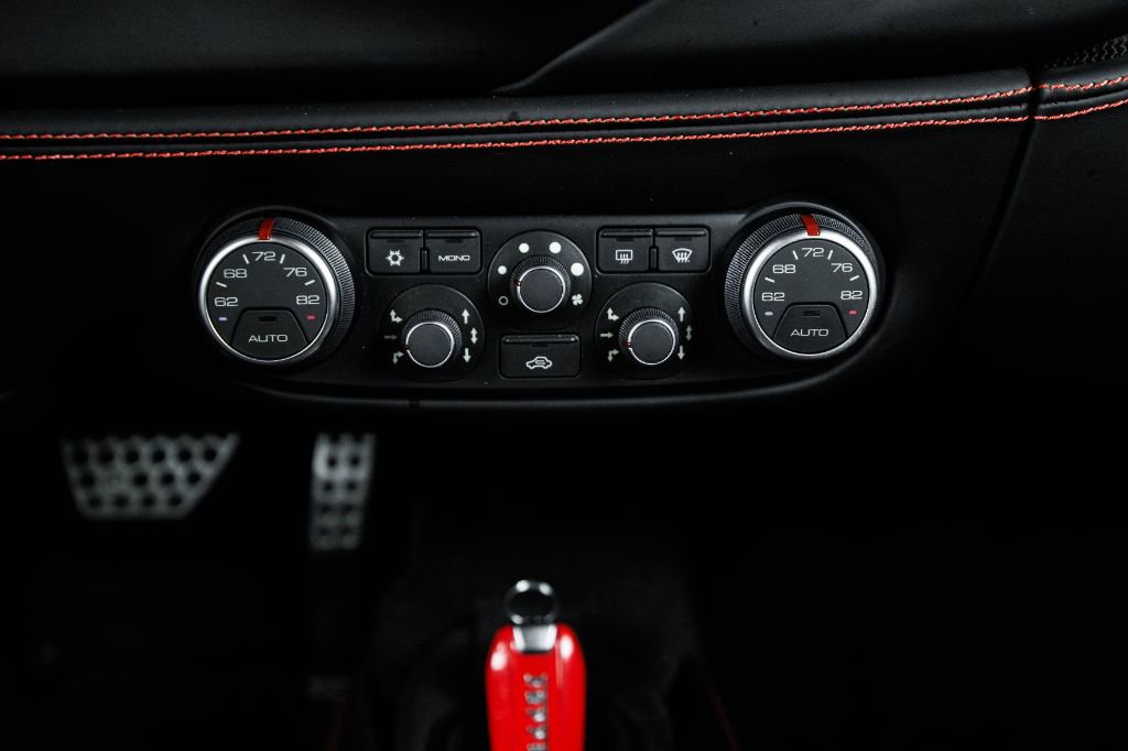 Used 2016 Ferrari 488 Spider RWD image 25