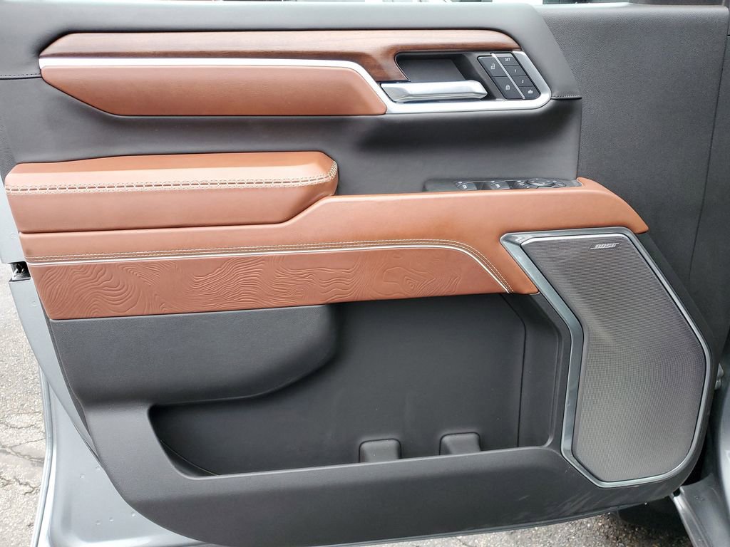 Used 2024 GMC Sierra 3500 Denali Ultimate image 25