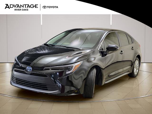 Certified 2024 Toyota Corolla XLE FWD image 4