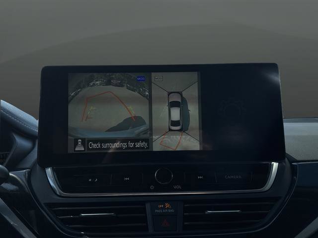 Used 2024 Nissan Altima 2.0 SR image 11