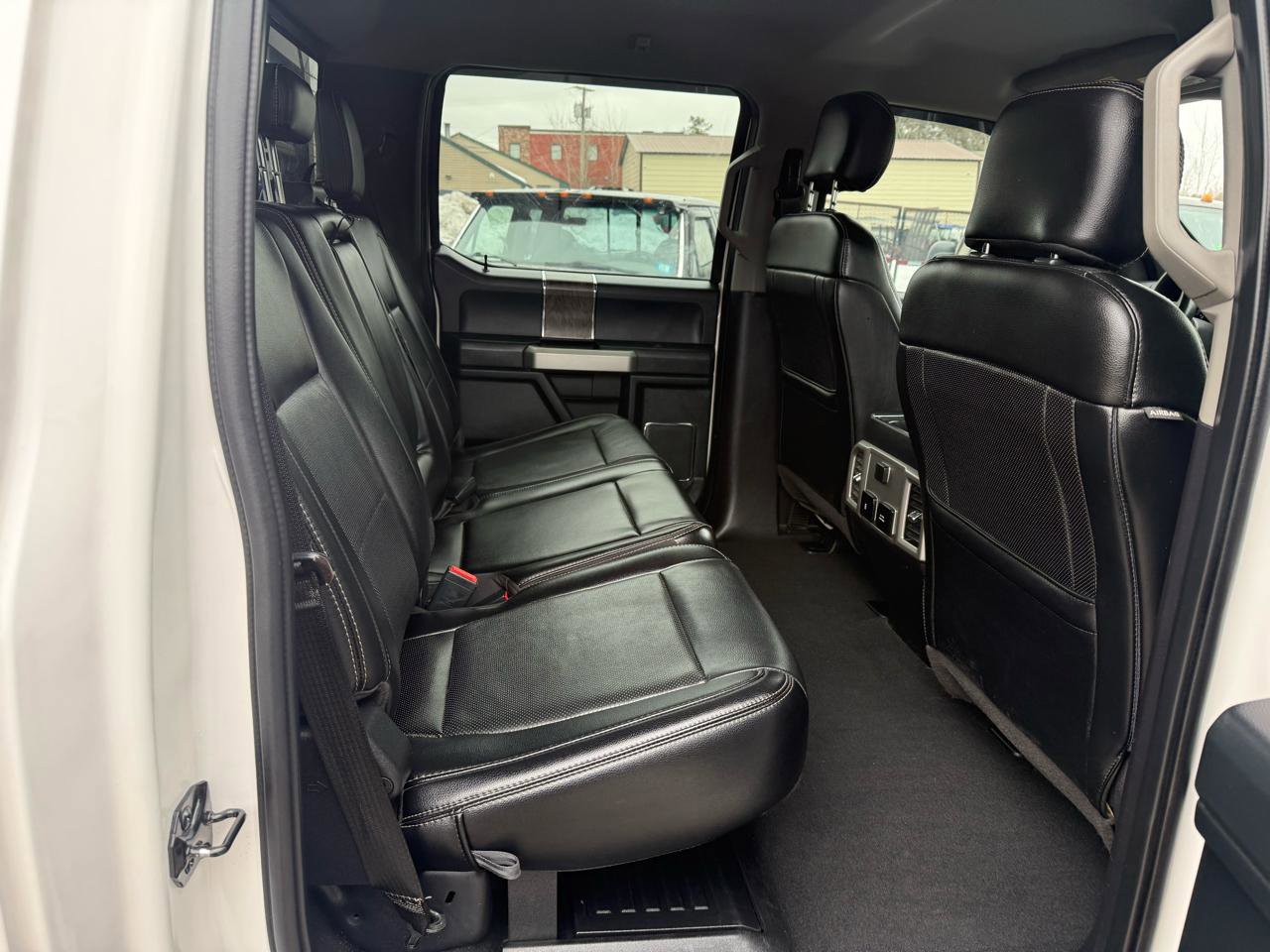 Used 2019 Ford F350 Lariat w/ Lariat Ultimate Package image 26