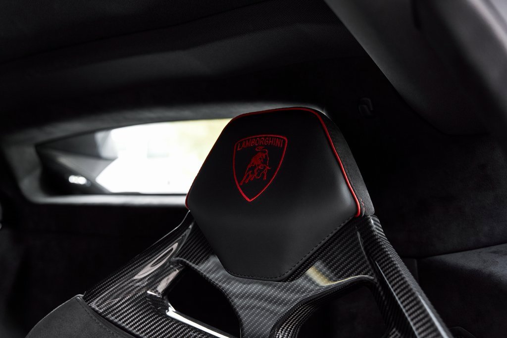 Used 2023 Lamborghini Huracan Tecnica image 48