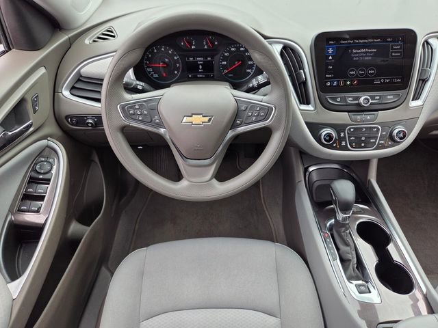 Used 2025 Chevrolet Malibu LT image 12
