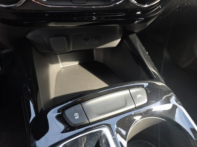 New 2026 Chevrolet Trax LT w/ Driver Confidence Package FWD image 23