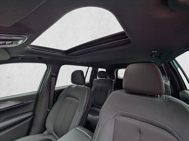 New 2025 Jeep Grand Cherokee Overland w/ Adv Protech Group III image 17