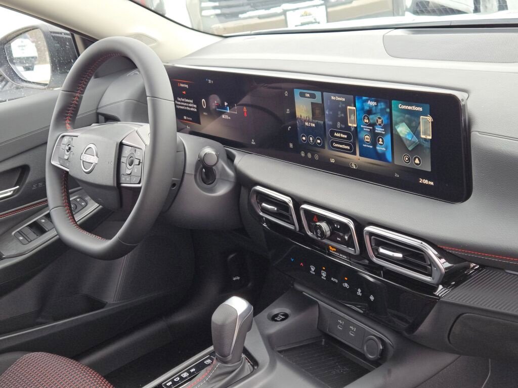 New 2026 Nissan Sentra SR image 7