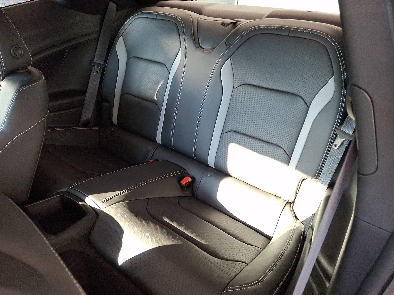 Used 2021 Chevrolet Camaro SS RWD image 10