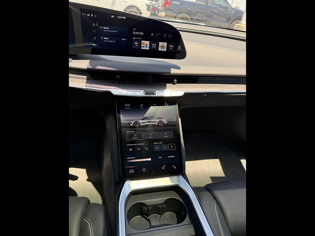 Used 2025 Lucid Air Touring AWD/4WD image 8