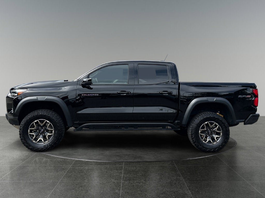 Used 2024 Chevrolet Colorado ZR2 AWD/4WD image 6