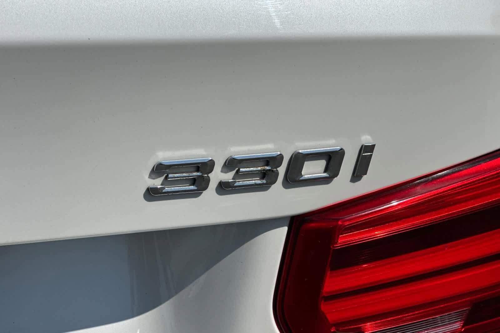 Used 2018 BMW 330i Sedan RWD image 27