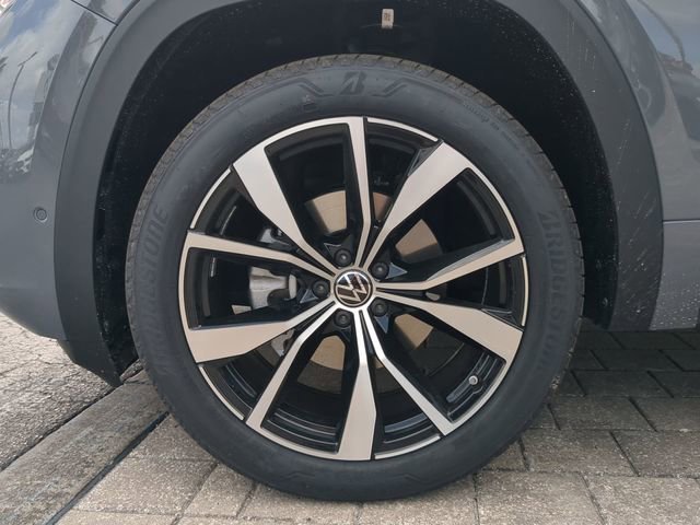 New 2026 Volkswagen Atlas SEL Premium R-Line image 35