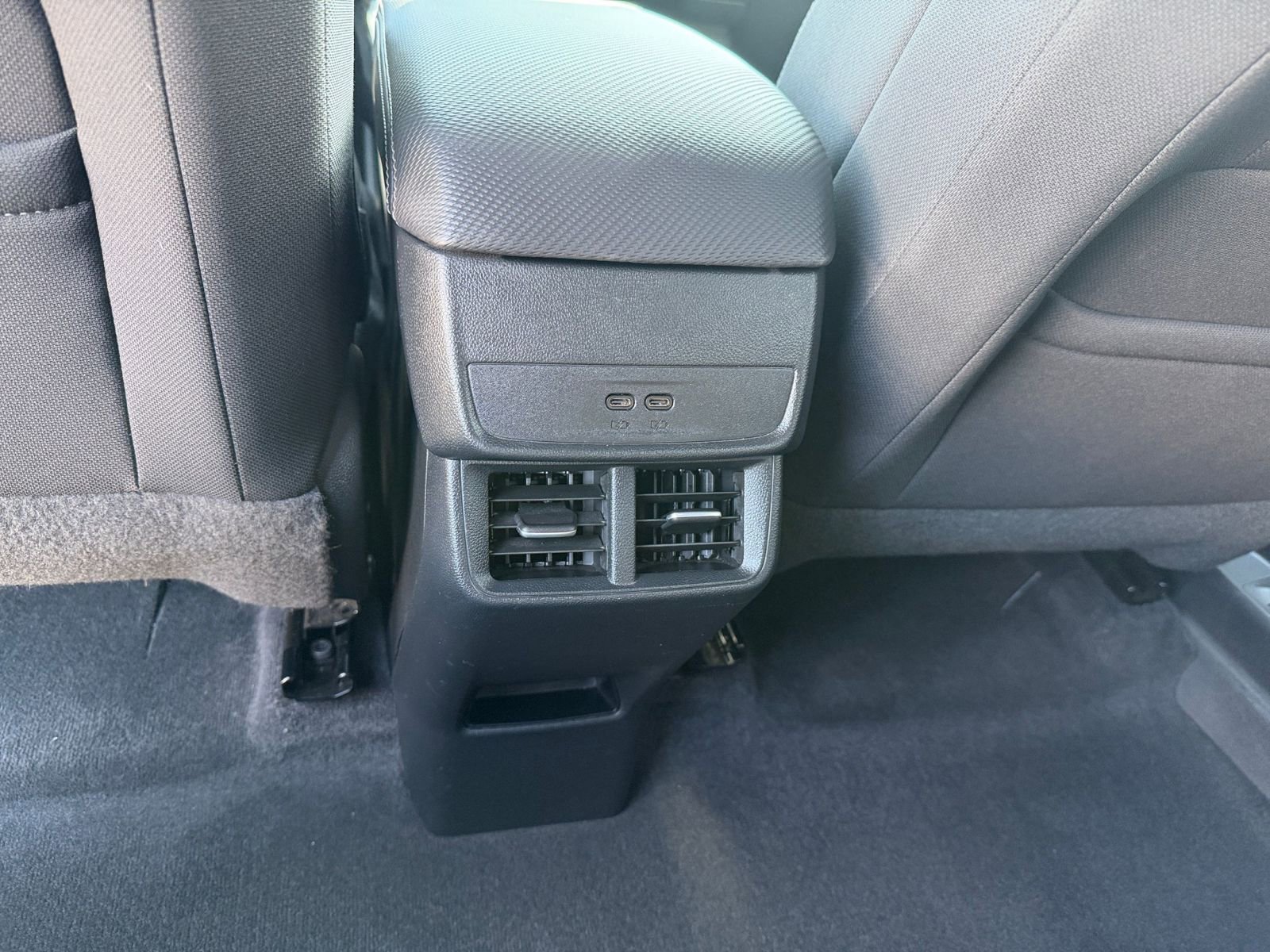 Used 2025 Chevrolet Equinox LT image 23