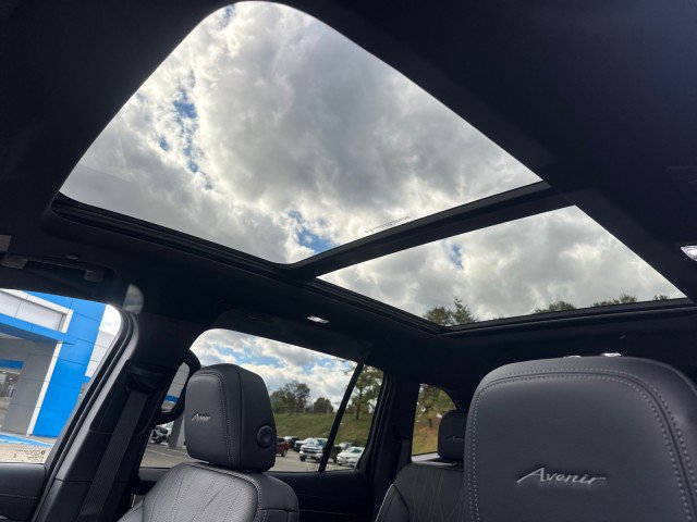 New 2026 Buick Enclave Avenir image 20