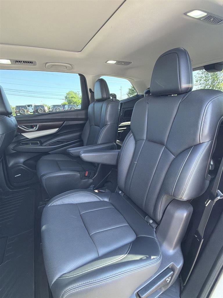 Used 2022 Subaru Ascent Touring AWD/4WD image 8