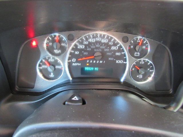 Used 2017 Chevrolet Express 2500 RWD image 29