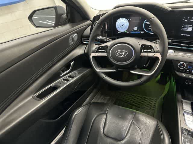 Used 2023 Hyundai Elantra Limited w/ Cargo Package FWD image 12