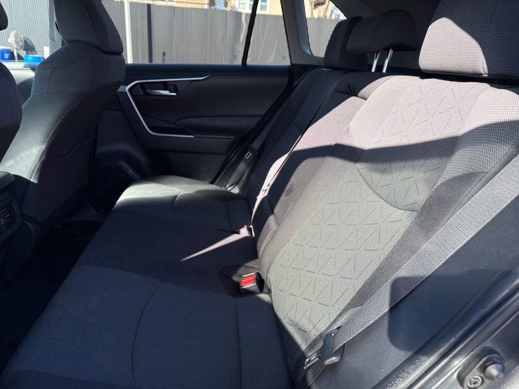 Certified 2024 Toyota RAV4 XLE image 24