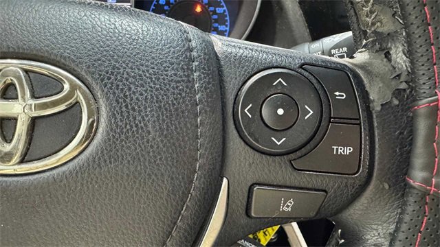 Used 2017 Toyota Corolla iM image 20