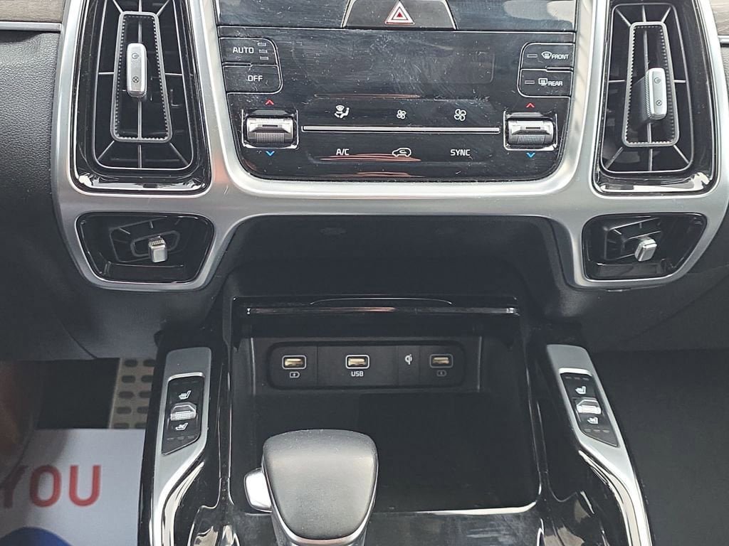 Used 2022 Kia Sorento SX Prestige image 17