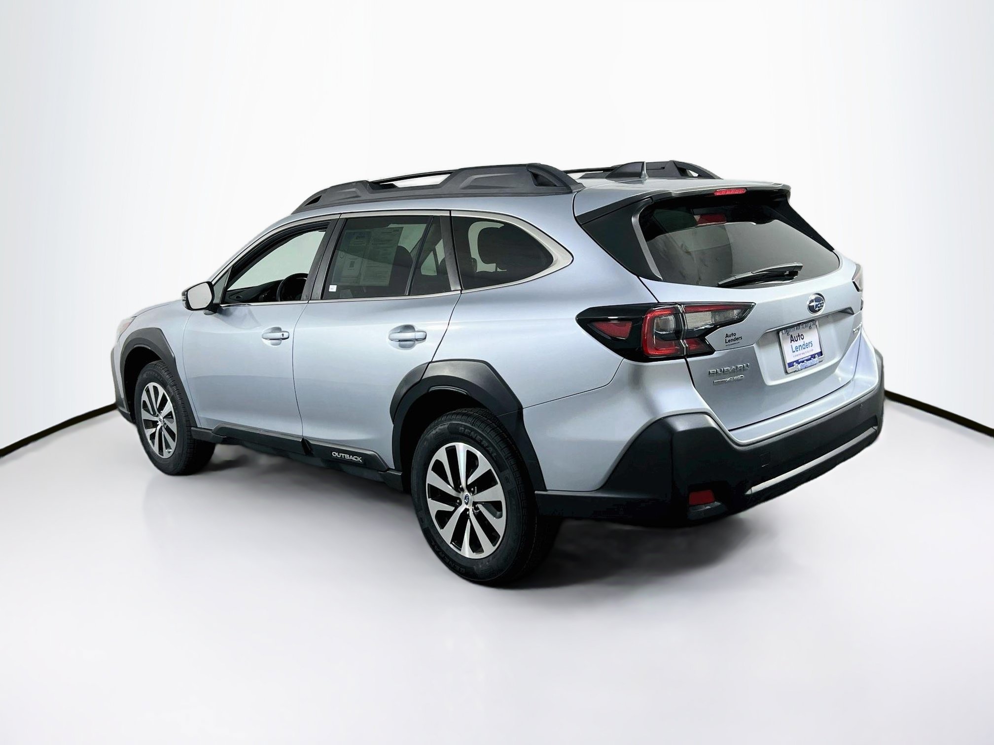 Used 2023 Subaru Outback Premium AWD/4WD image 7