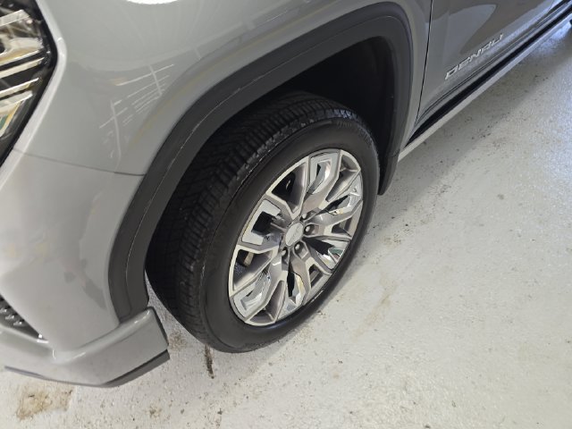 Certified 2026 GMC Sierra 1500 Denali w/ Denali Reserve Package AWD/4WD image 9