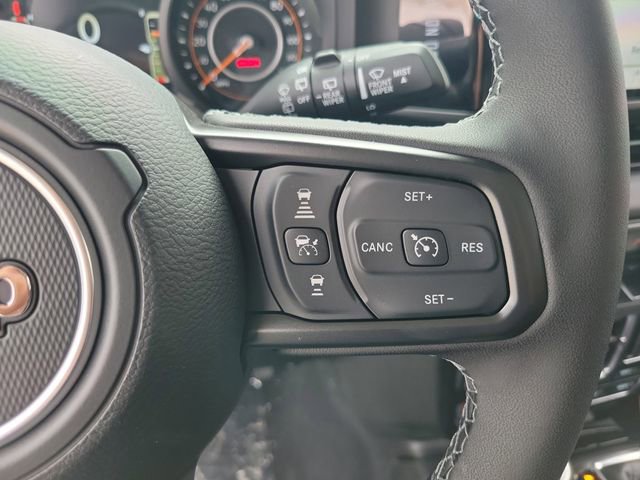 New 2026 Jeep Wrangler Unlimited Rubicon w/ Xtreme 35 Tire Package image 23