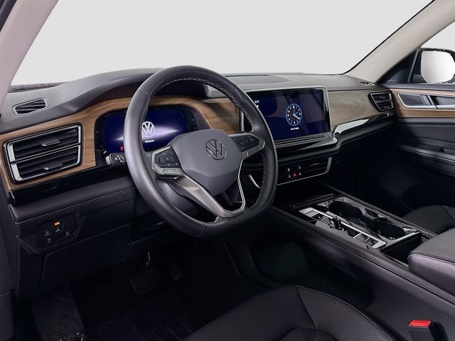 Used 2024 Volkswagen Atlas SE image 10