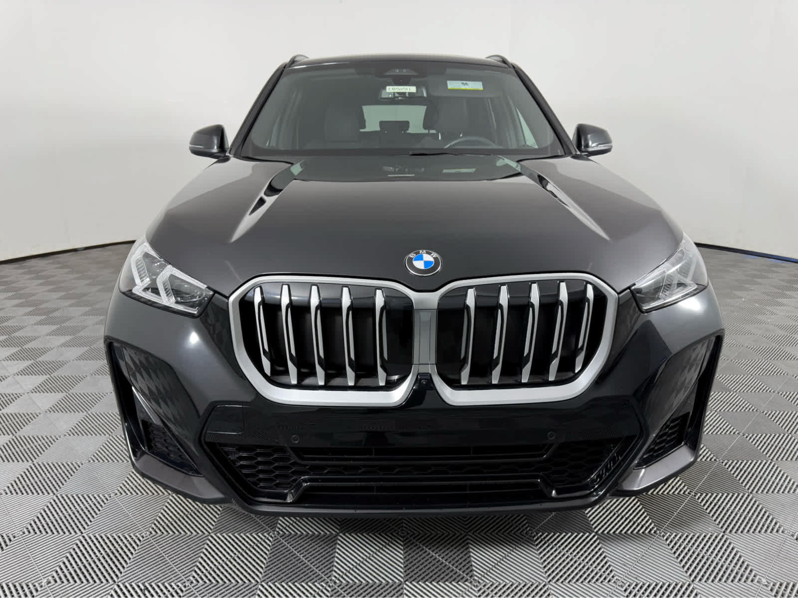 Used 2025 BMW X1 xDrive28i w/ Premium Package AWD/4WD image 8
