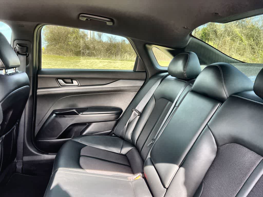 Used 2022 Kia K5 GT-Line FWD image 14