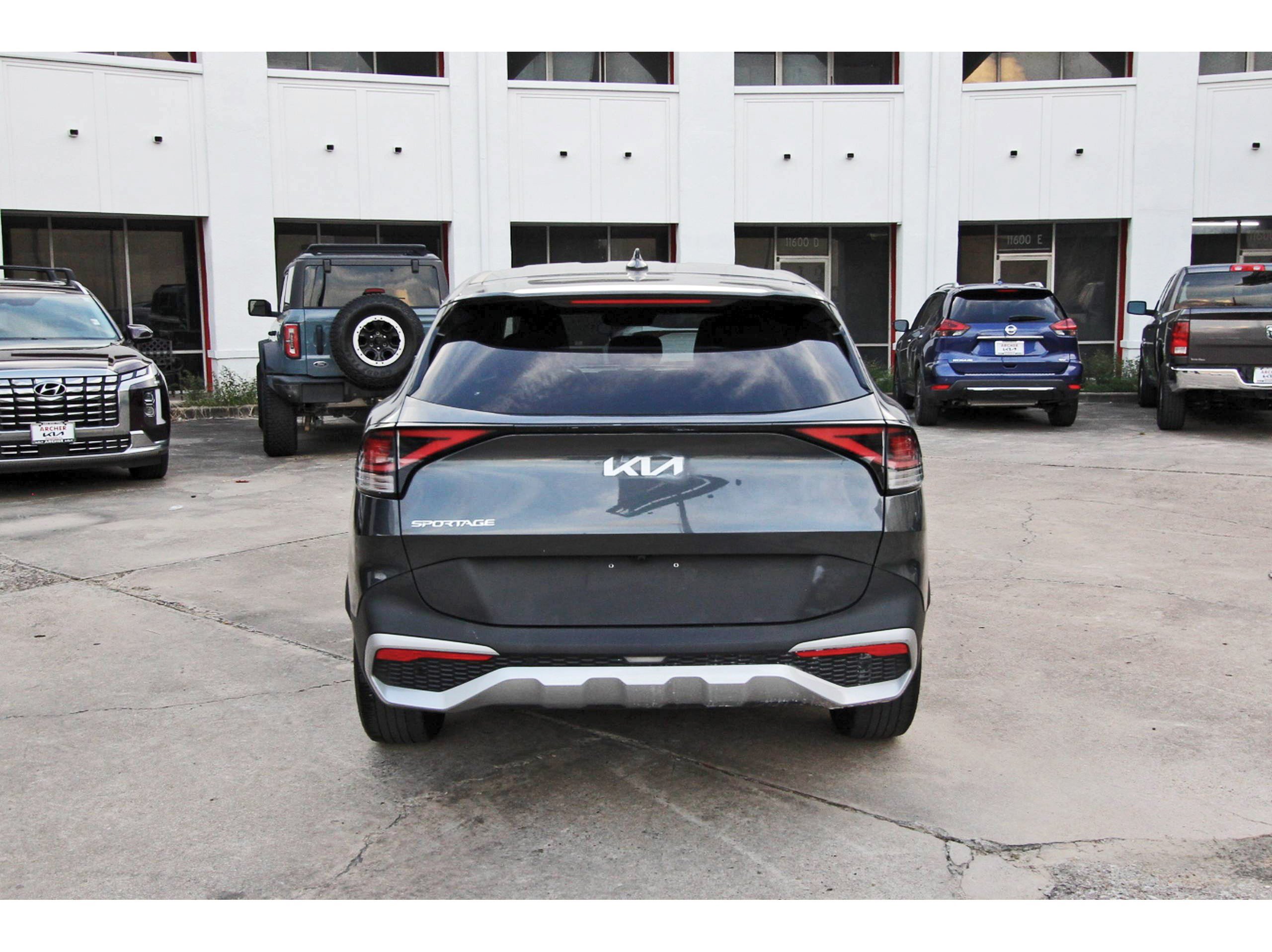 Certified 2024 Kia Sportage EX FWD image 6