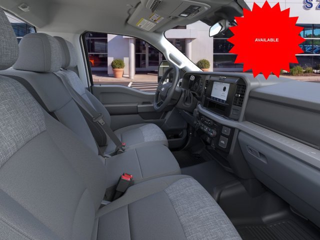 New 2026 Ford F350 XLT w/ FX4 Off-Road Package AWD/4WD image 11