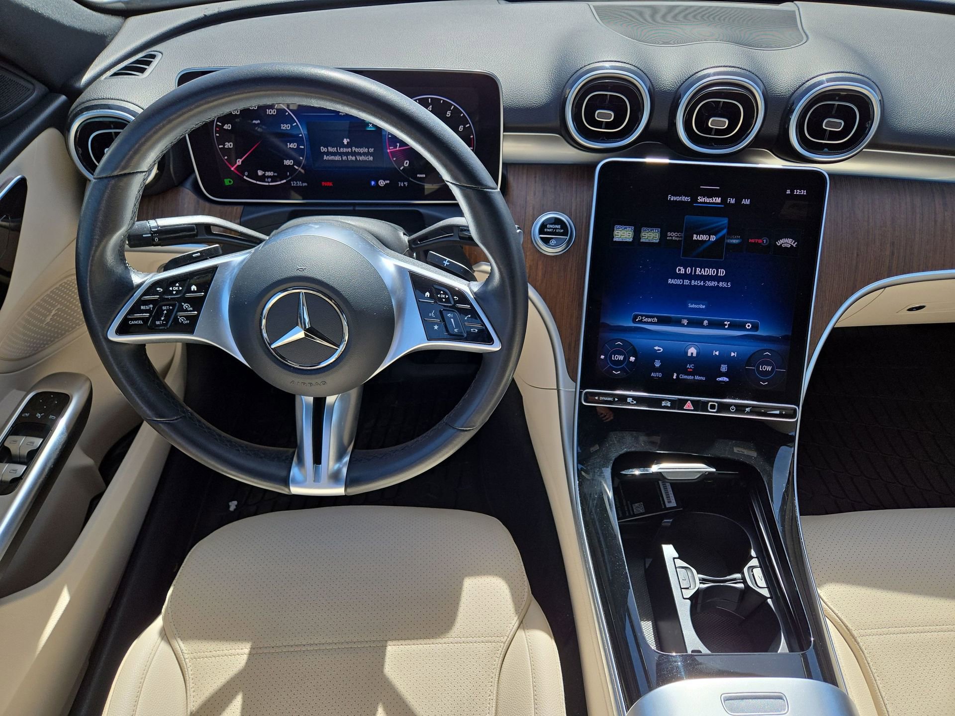 Used 2025 Mercedes-Benz C 300 Sedan image 14