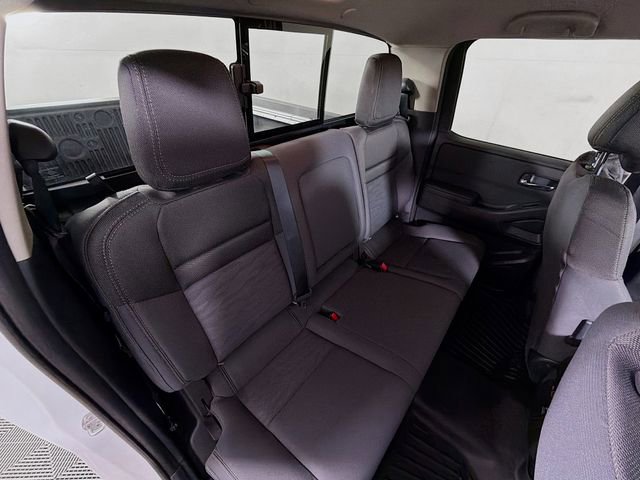 Certified 2024 Nissan Frontier SV w/ SV Convenience Package AWD/4WD image 27