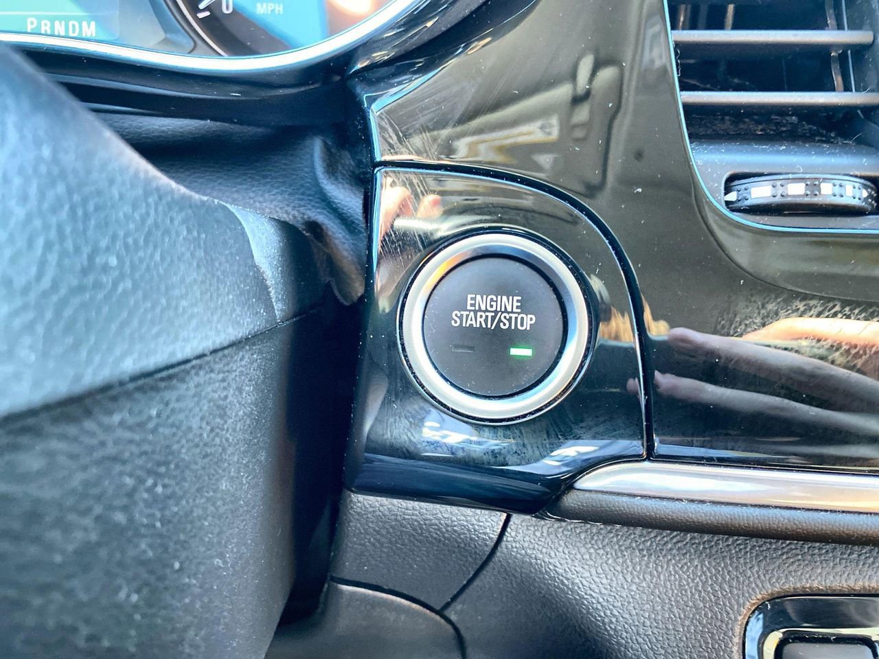 Certified 2022 Buick Encore Preferred w/ Safety Package image 16