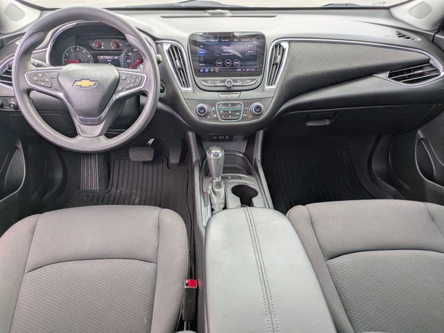 Used 2019 Chevrolet Malibu LT FWD image 15