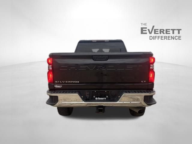 Used 2024 Chevrolet Silverado 2500 LT AWD/4WD image 6