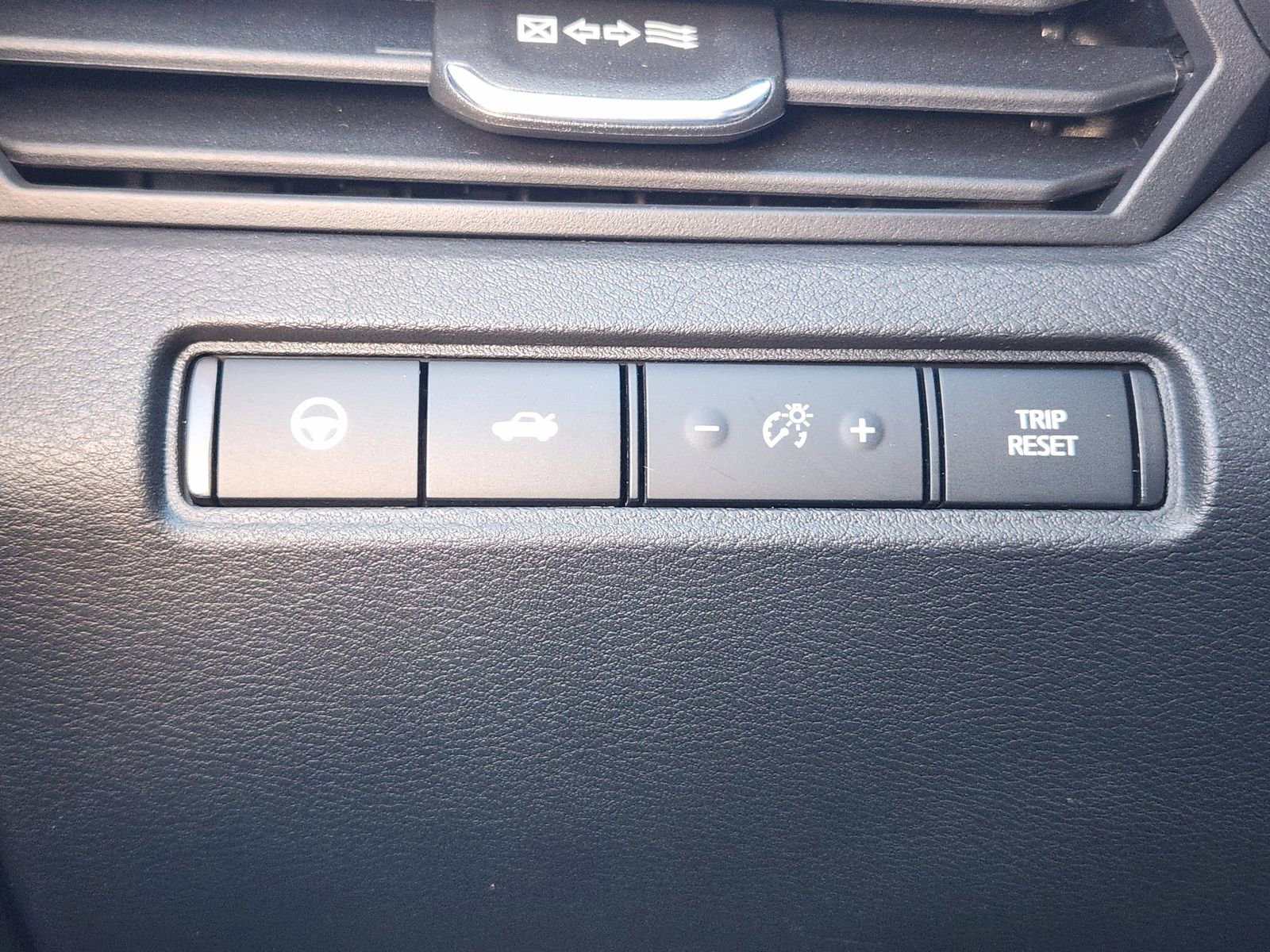 Used 2024 Nissan Altima 2.5 SL image 25