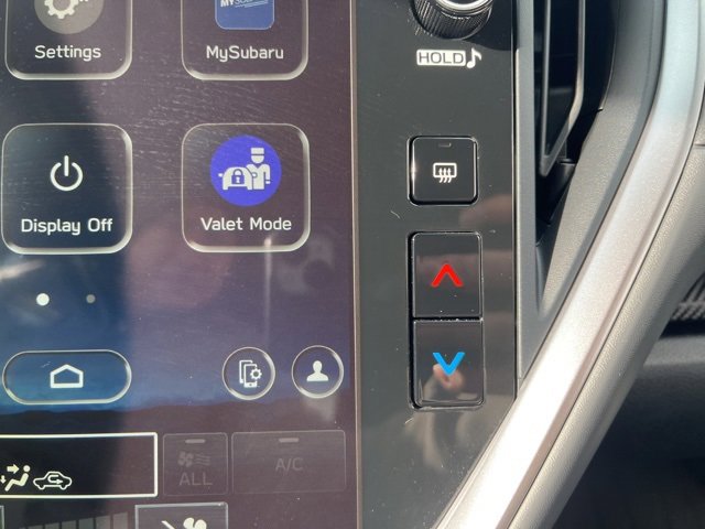 Used 2025 Subaru Crosstrek 2.0i Premium image 34