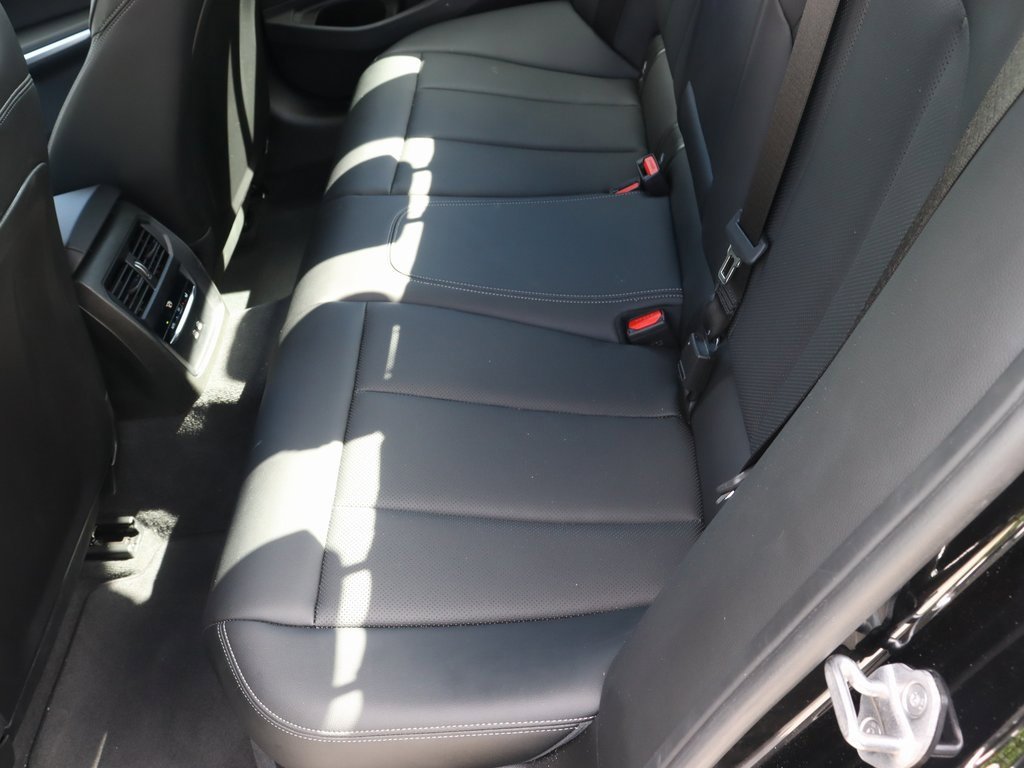 Used 2025 BMW 330i xDrive Sedan image 21