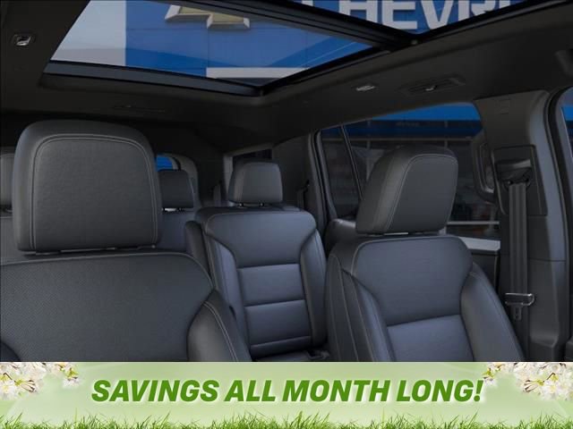 New 2025 Chevrolet Traverse LT w/ Sun and Wheel Package image 24